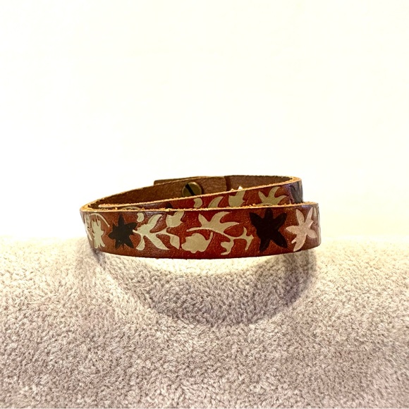 Leather Double Wrap Bracelet- Brown leather w/ multicolor print stamped- genuine - Picture 3 of 9